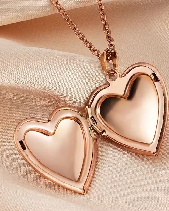 Stainless steel jewellery for women, heart-shaped photo frame, pendant