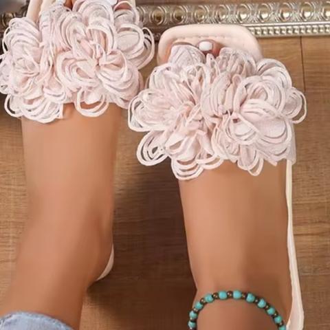 new fashionable flat bottomed summer sandals slippers for women